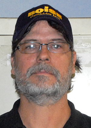 Earl Lott : Production Department Supervisor